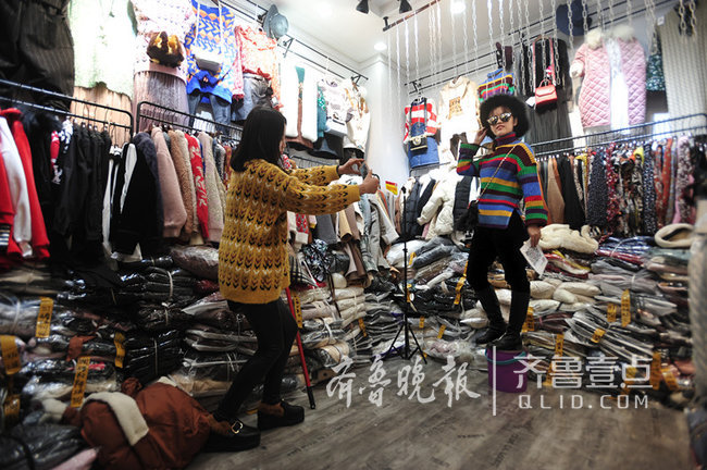 不等不靠的女漢子——濟(jì)南濼口服裝城里的創(chuàng)業(yè)者